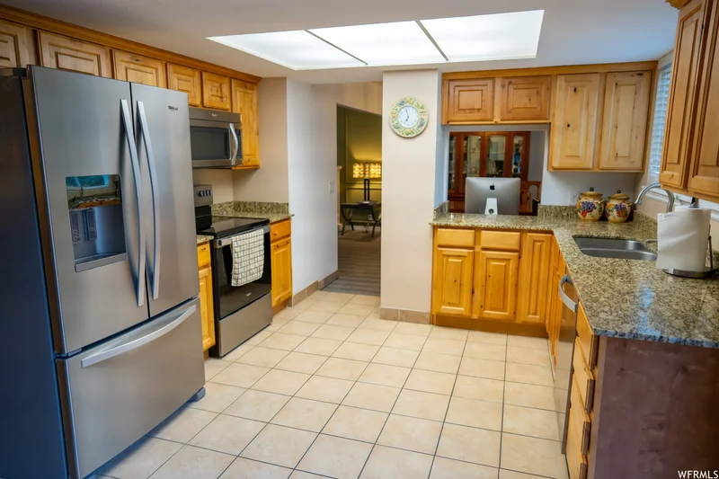 2103 E Kramer Dr, Sandy, UT 84092, Sandy, Utah, United States. - Photo 12