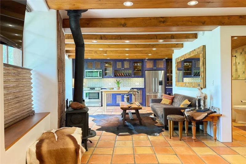 1352 Bishops Lodge Road , Santa Fe, NM 87506, Santa Fe, New Mexico, United States. - Photo 44