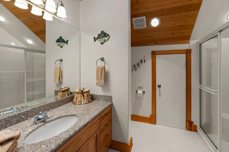 135 Squire Lane S, Trout Creek, MT 59874, Trout Creek, Montana, United States. - Photo 64