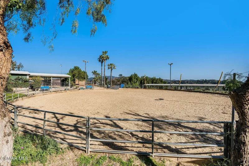 11270 Dominica Avenue, Los Angeles, California, United States. - Photo 15