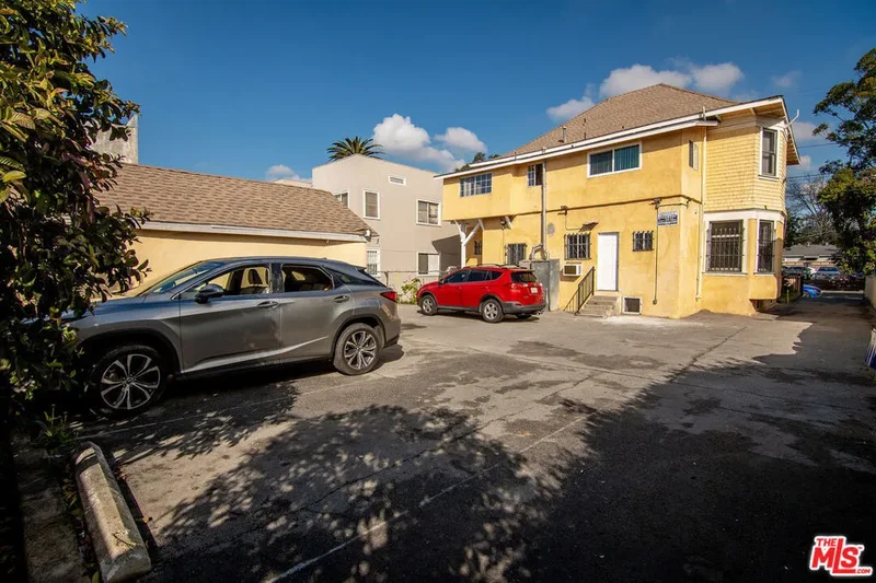 1820 W 11th Street, Los Angeles, California, United States. - Photo 9