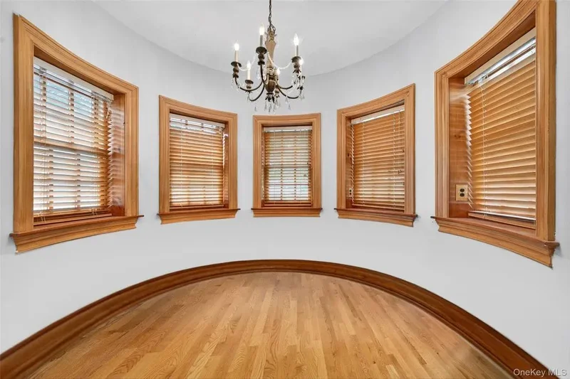 10 Greenwich Avenue, Central Valley, NY, 10917, USA, Woodbury, New York, United States. - Photo 23