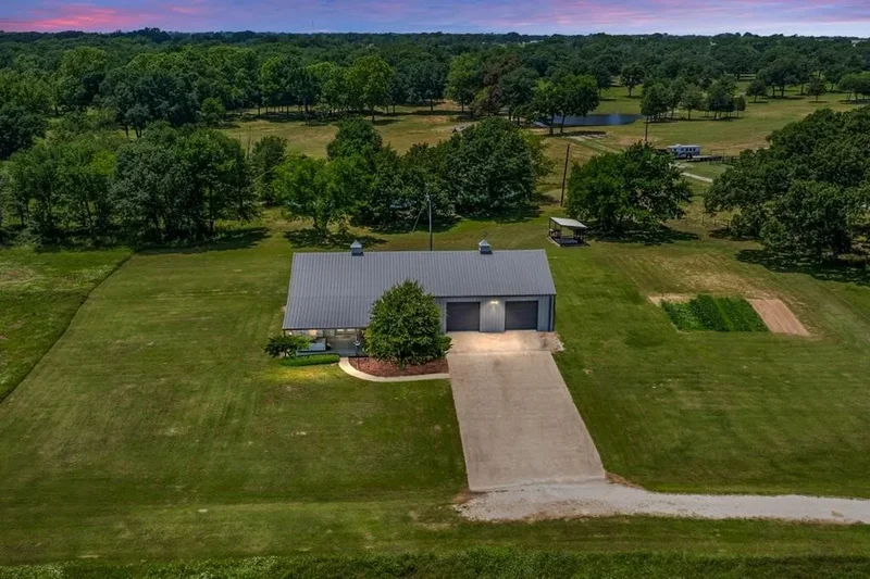 455 Vz County Road 2808, Mabank, TX 75147, Mabank, Texas, United States. - Photo 38