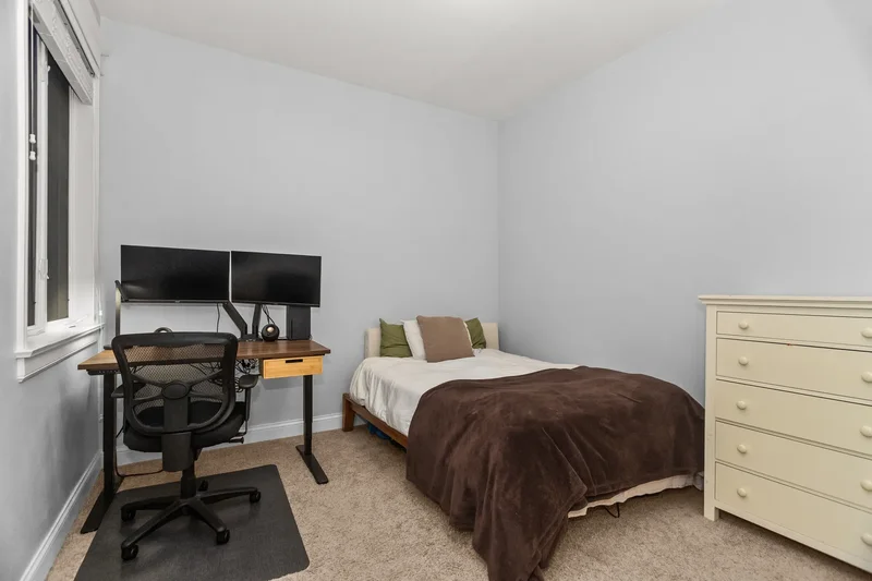 2050 W Belmont Avenue Unit# 2, Chicago, IL 60618, Chicago, Illinois, United States. - Photo 16