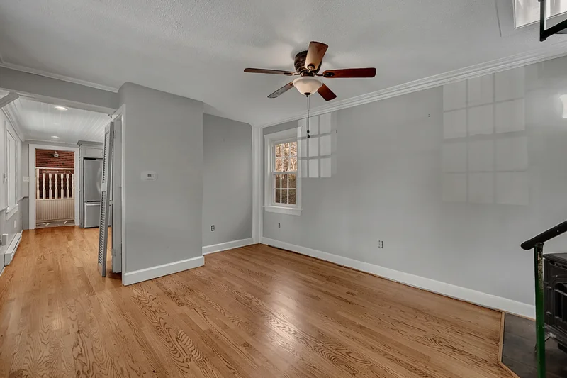 796 Plainville Avenue, Farmington, Connecticut, United States. - Photo 11
