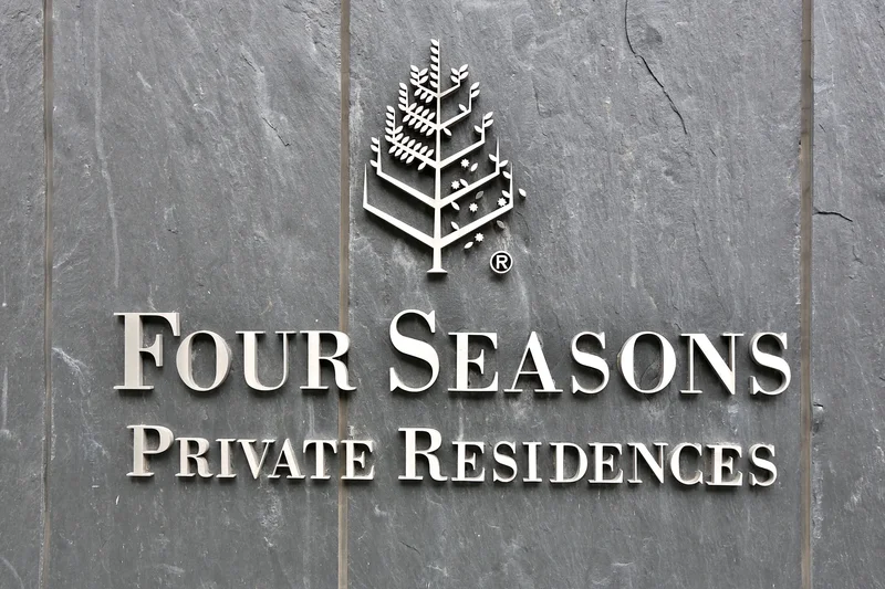 50 Yorkville Ave  2503/2504, Toronto, ON M4W 0A3, Toronto, Ontario, Canada. - Photo 31