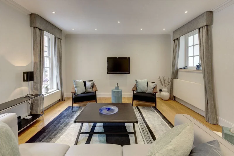 Apartment - London