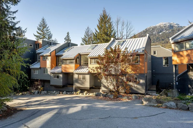 2110 Whistler Road 30, Whistler, British Columbia, Canada. - Photo 19