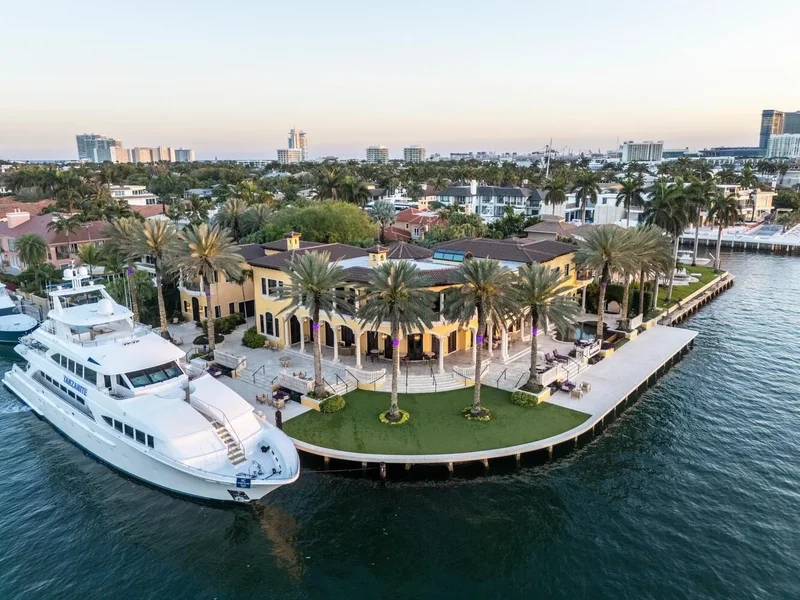 1 Isla Bahia Dr, Fort Lauderdale, Florida, United States. - Photo 3