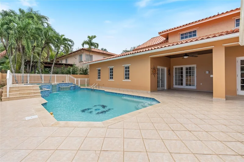 8235 NW 164th St, Hialeah, Florida, United States. - Photo 25