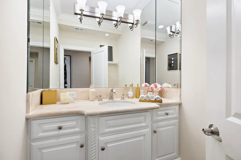 18 Rue Grand Vallee , Newport Beach, CA 92660, Newport Beach, California, United States. - Photo 10