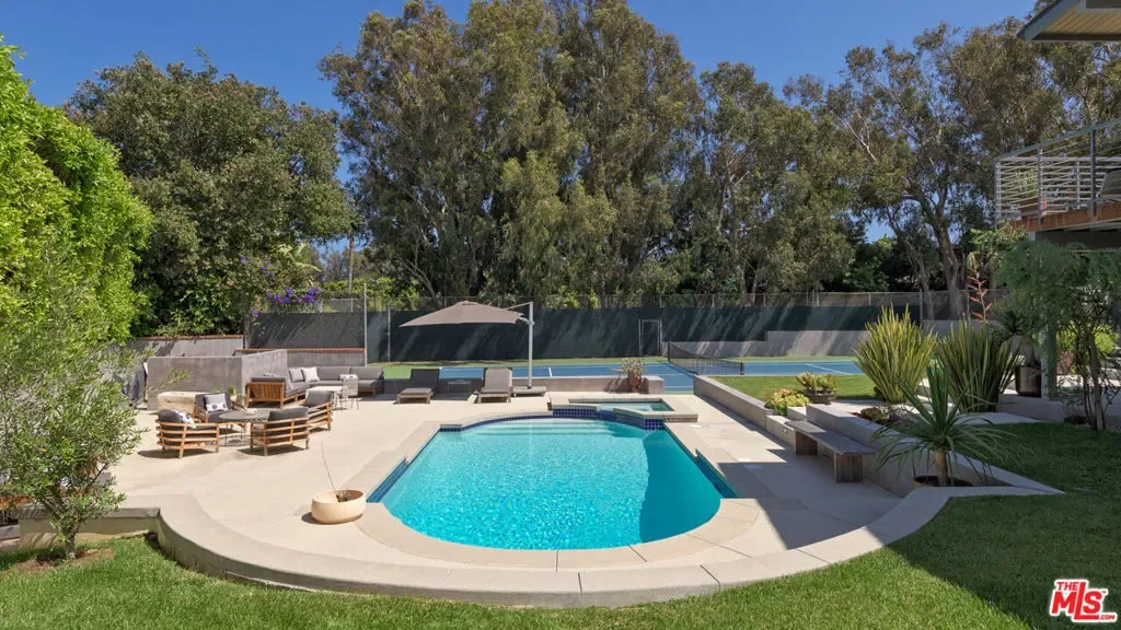 6738 Wildlife Road, Malibu, California, United States. - Photo 37
