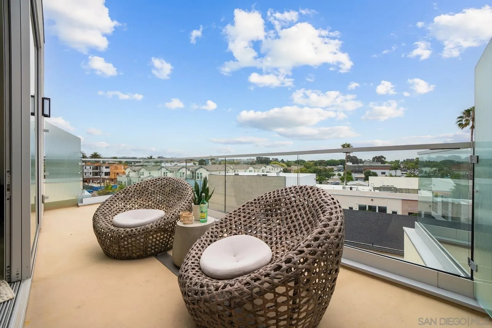 2646 State Street,  Unit D, Carlsbad, California, United States. - Photo 17