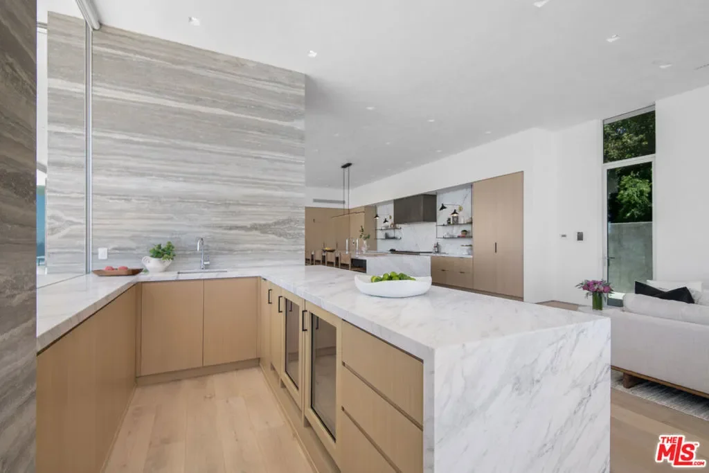 26946 Pacific Coast Hwy, Malibu, California, United States. - Photo 16