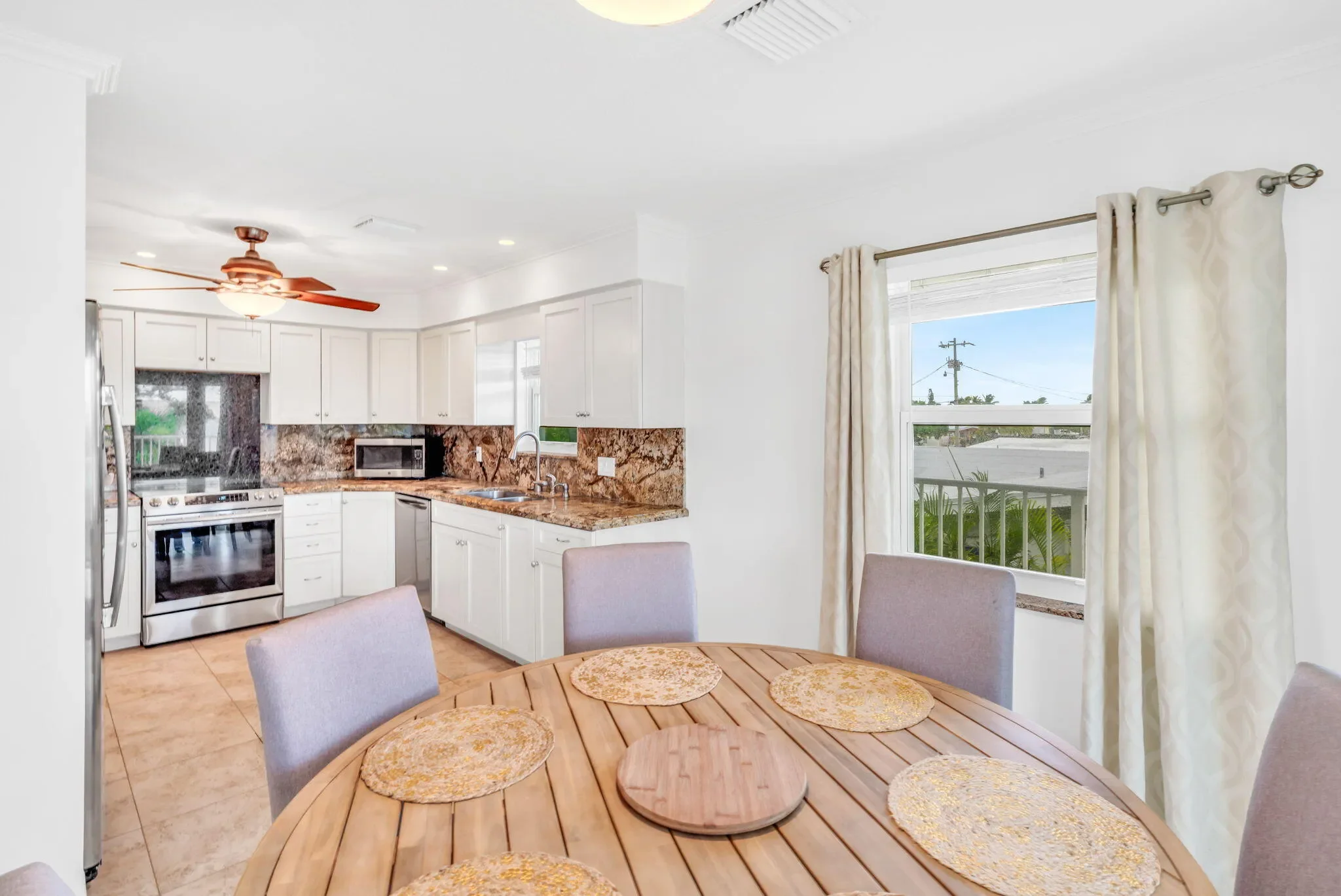 581 10Th Street, KEY COLONY, FL 33051, Key Colony Beach, Florida, United States. - Photo 13