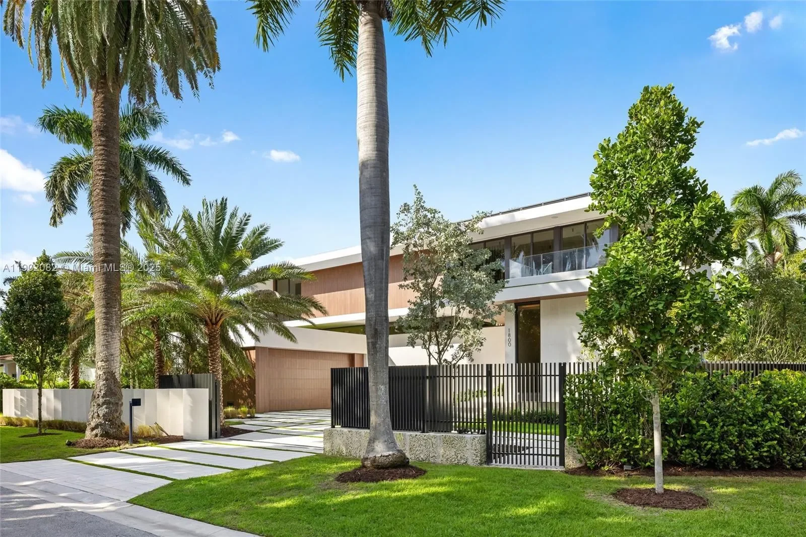 1800 W 27th St, Miami Beach, Florida, United States. - Photo 62