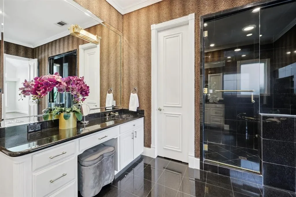 6065 Dilbeck Lane, Dallas, Texas, United States. - Photo 18
