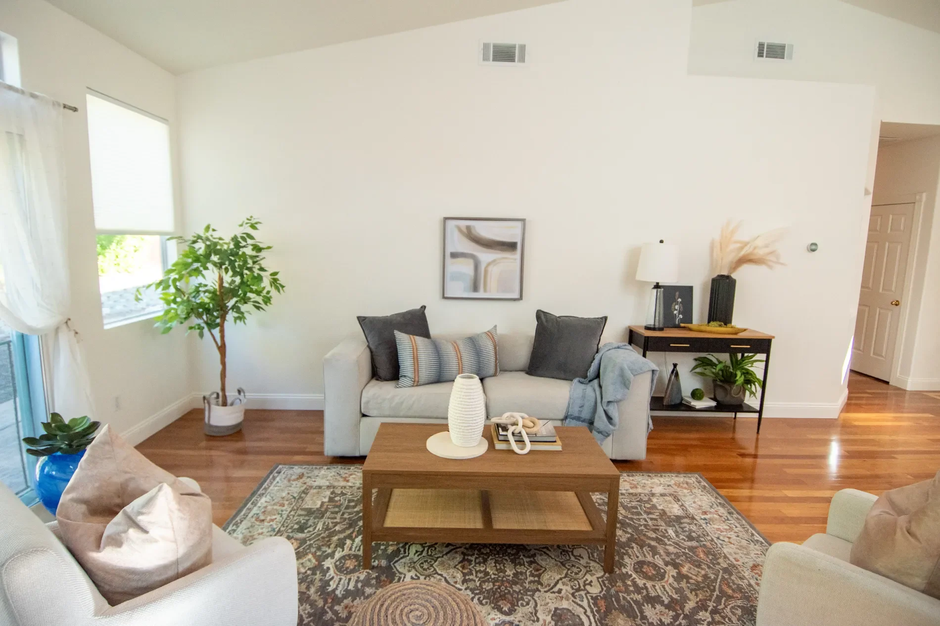 Gallery photo 6