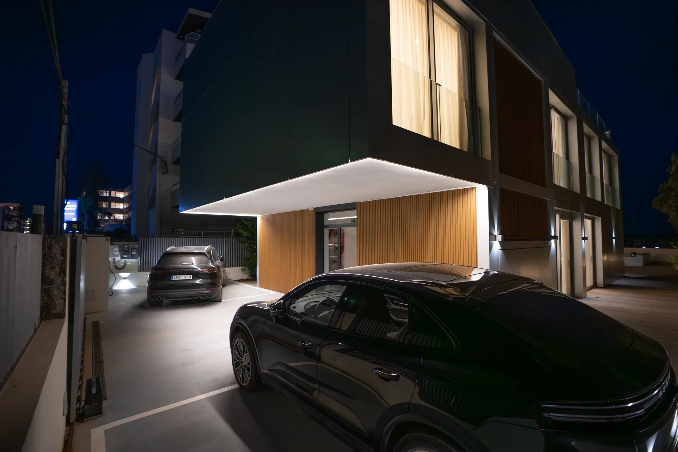 Exterior photo 11