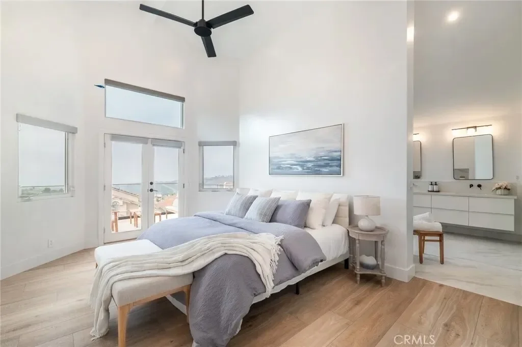 27 Burriana, San Clemente, California, United States. - Photo 24