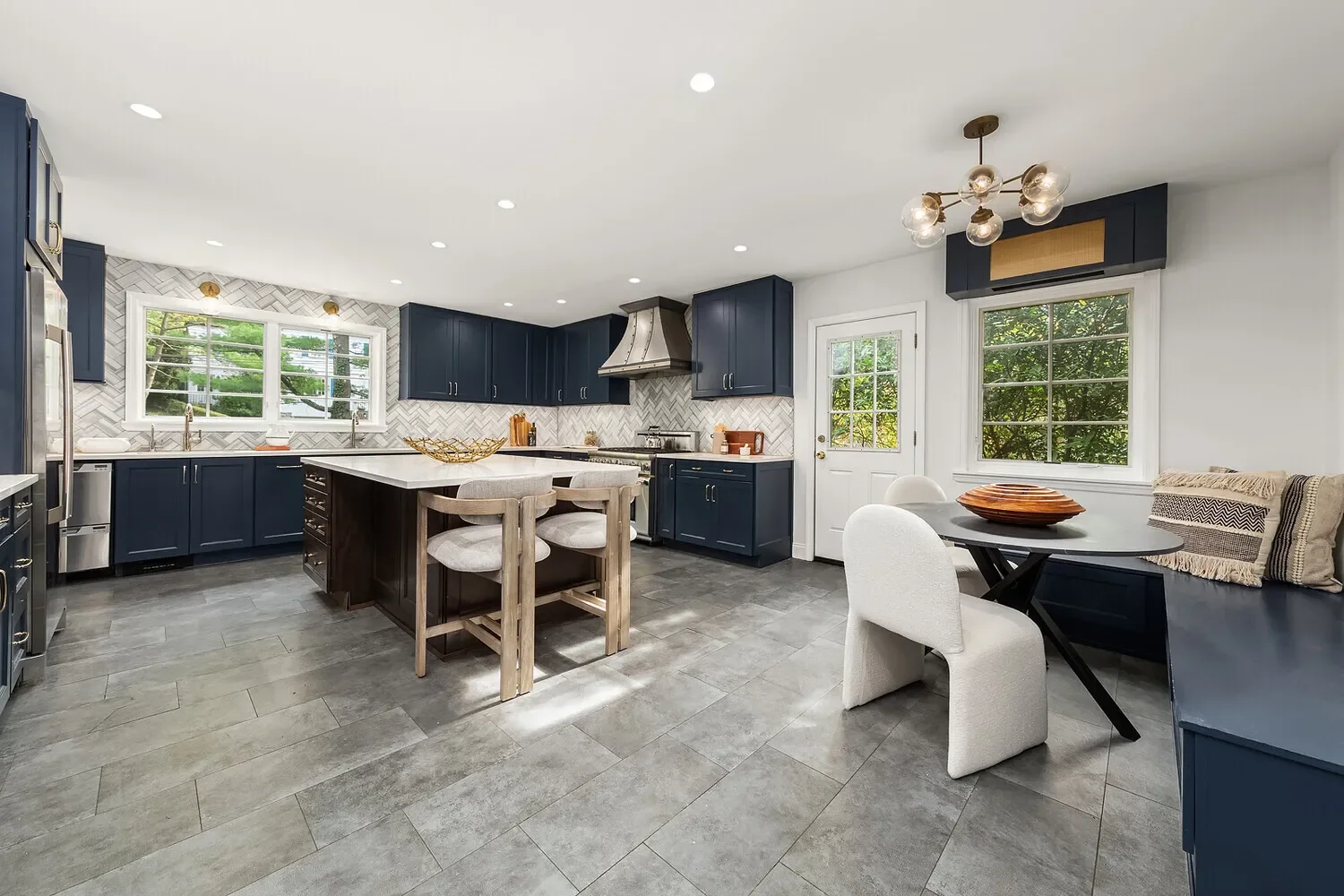 4725 INDEPENDENCE AVE, New York, New York, United States. - Photo 2