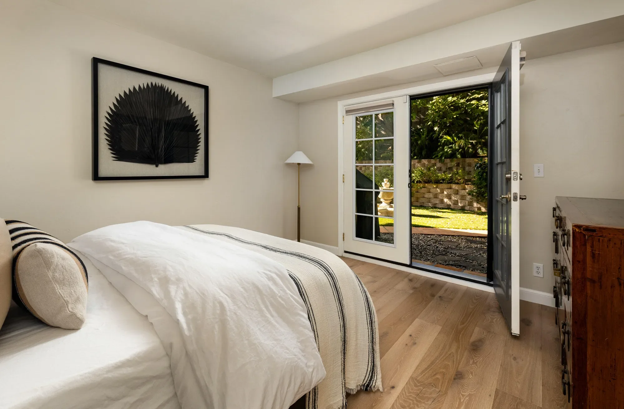 1624 Shoreline Drive, Santa Barbara, California, United States. - Photo 14