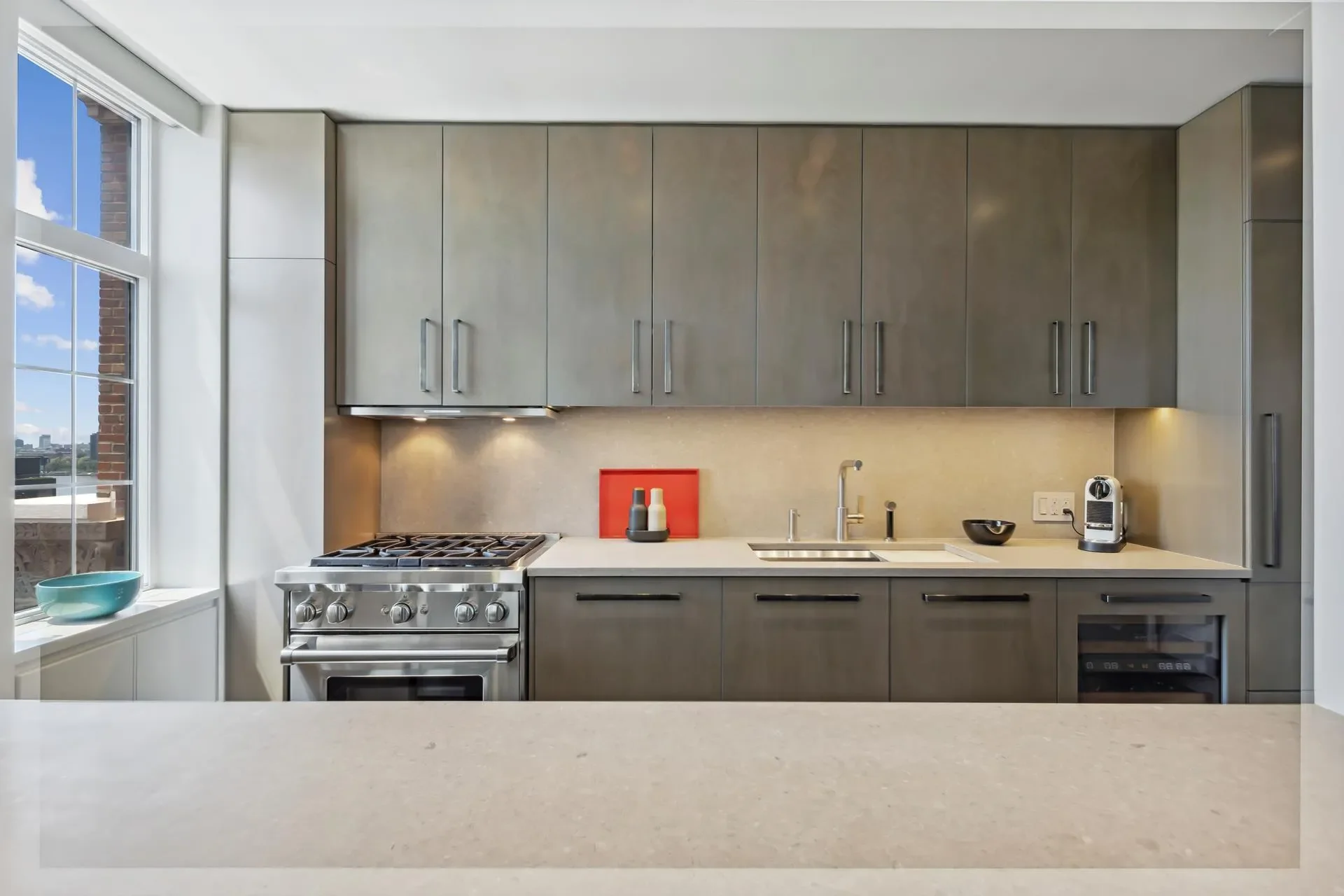 London Terrace, 465 W 23RD ST, New York, New York, United States. - Photo 12