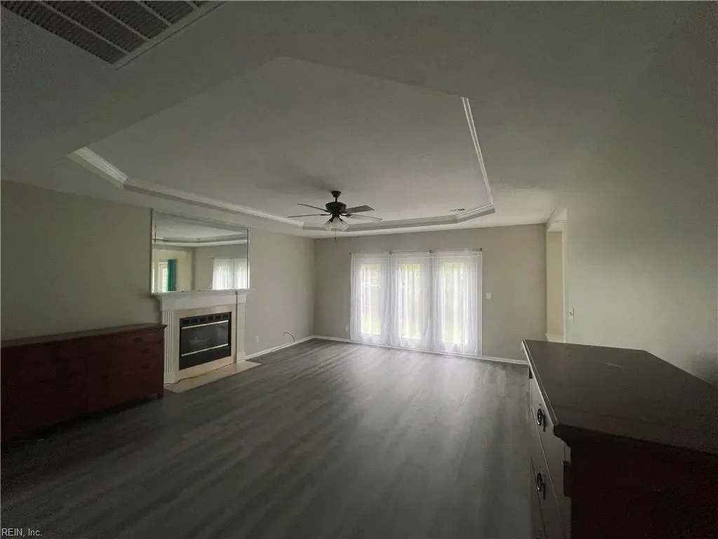 Gallery photo 6