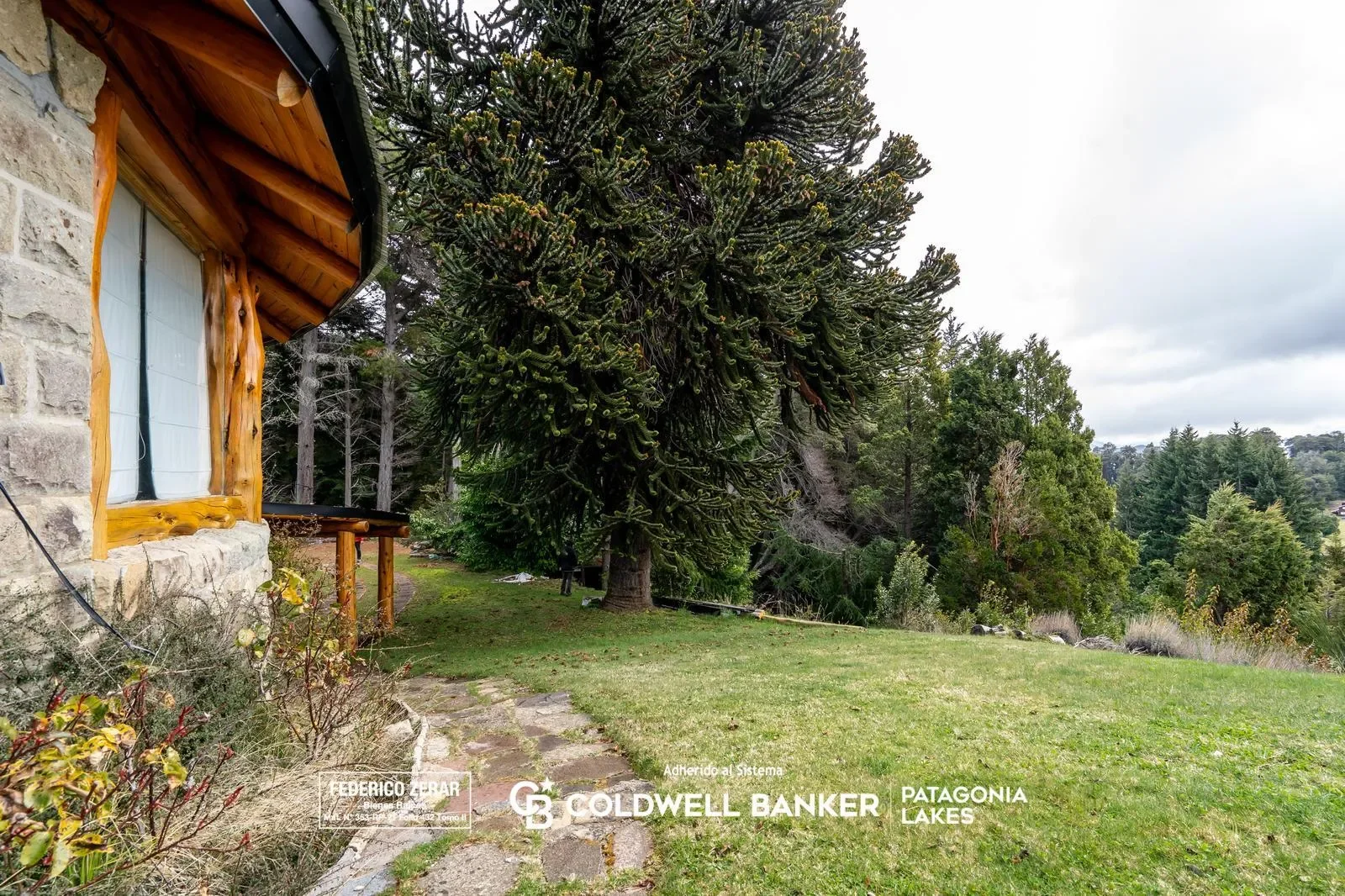 VENTA - Exclusiva casa de  5 dormitorios, 4 baños en barrio del Golf, Llao Llao, Bariloche, Bariloche, Villa Llao Llao, Río Negro, Argentina. - Photo 41