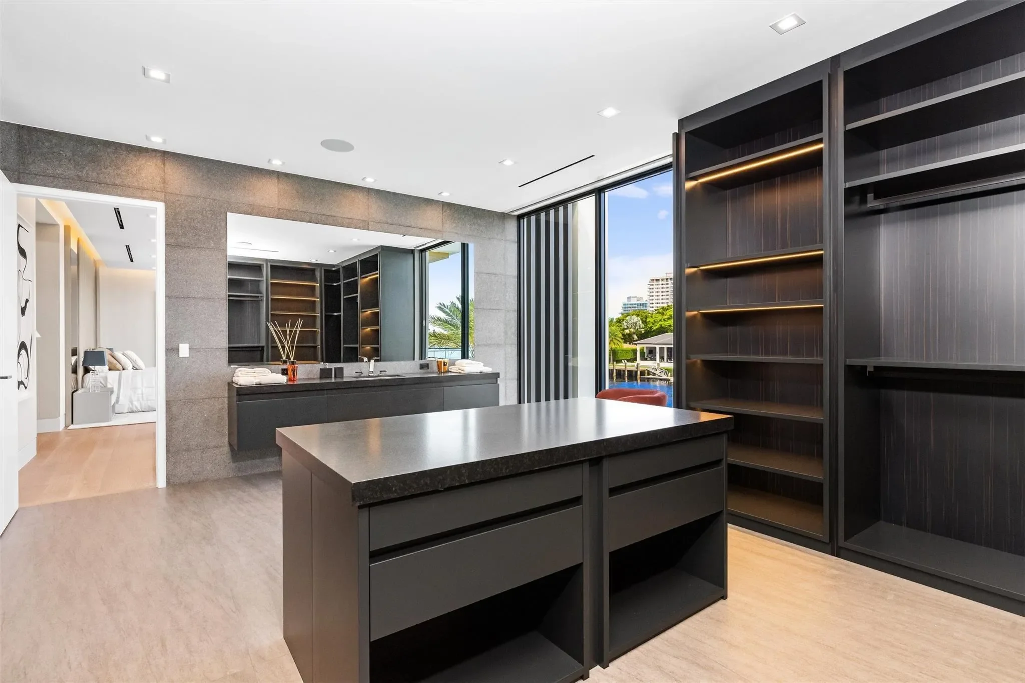 68 Isla Bahia Drive, Fort Lauderdale, Florida, United States. - Photo 41