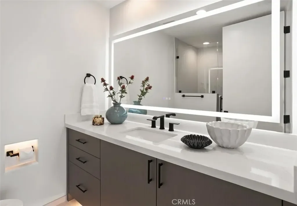31 N Vista De Catalina, Laguna Beach, California, United States. - Photo 32
