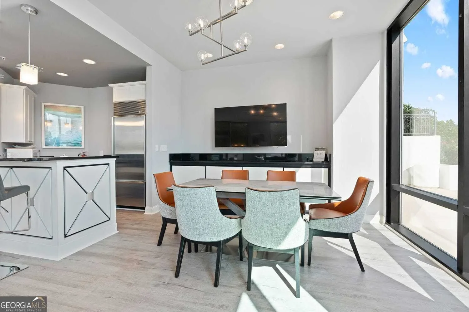 2828 Peachtree Road NW, Atlanta, Georgia, United States. - Photo 50
