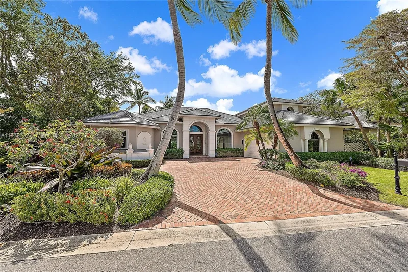 19028 SE Windward Island Ln, Jupiter, Florida, United States. - Photo 34