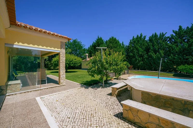 Estrada das Serralheiras, Palmela, Setubal, Portugal. - Photo 15