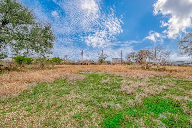 10403 Forum Park Drive, Houston, TX 77036, Houston, Texas, United States. - Photo 11