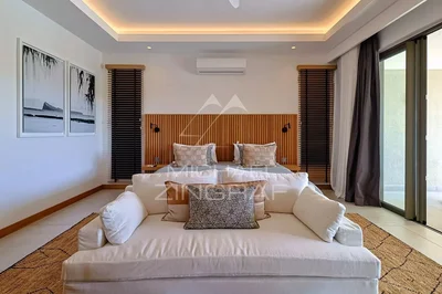 Thumbnail 15