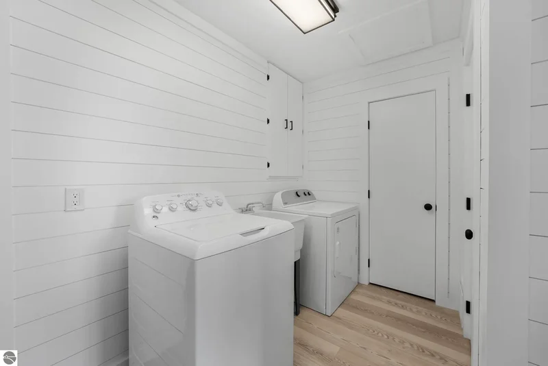 750 N Dumas Road, Suttons Bay, MI, 49682, USA, Suttons Bay, Michigan, United States. - Photo 57