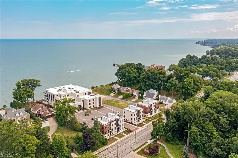 12700 Lake Road 305, #305, Rocky River, OH, 44116, USA, Rocky River, Ohio, United States. - Photo 7