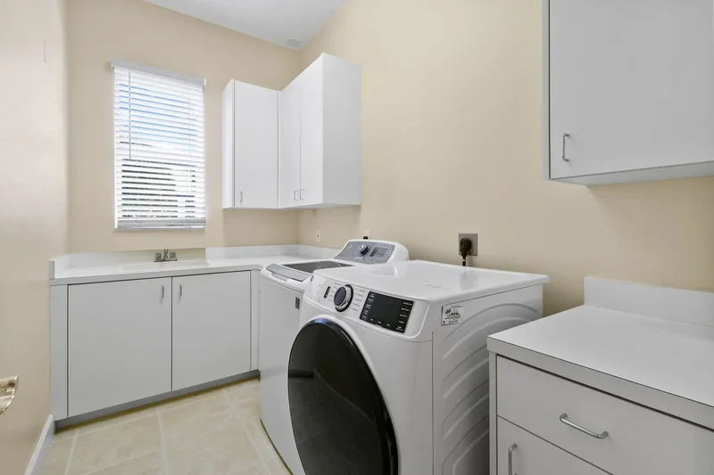 10405 SE Slash Pine Court, Hobe Sound, Florida, United States. - Photo 25