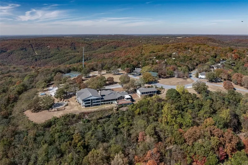 12483 Lodge Drive, Garfield, AR 72732, Garfield, Arkansas, United States. - Photo 19
