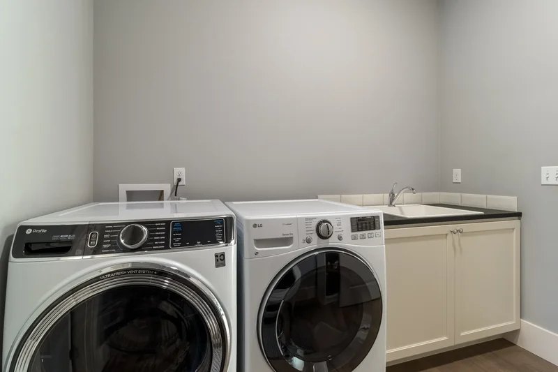 1096 SE Falcon Dr, College Place, WA 99324, College Place, Washington, United States. - Photo 17