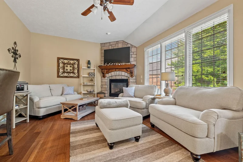 3094 W Cedarbluff Drive, Springfield, MO 65810, Springfield, Missouri, United States. - Photo 56
