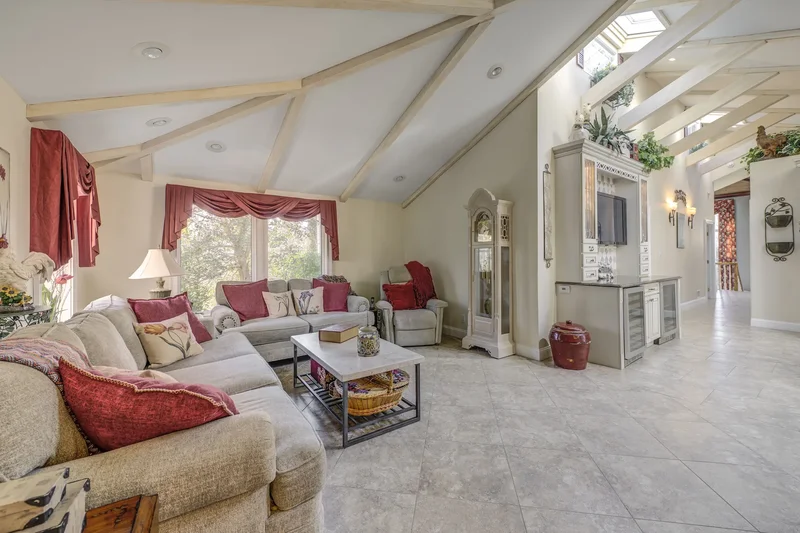 121 Laurel Lane , Syosset, NY 11791, Syosset, New York, United States. - Photo 15