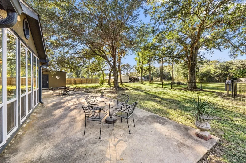 17002 Bobcat Trail, Houston, Texas, United States. - Photo 8