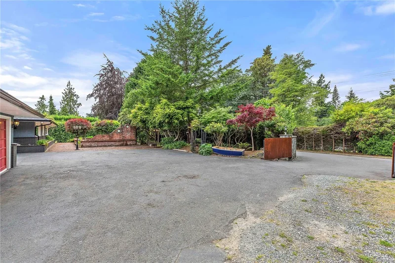 5957 Sooke Rd, Sooke, British Columbia, Canada. - Photo 25