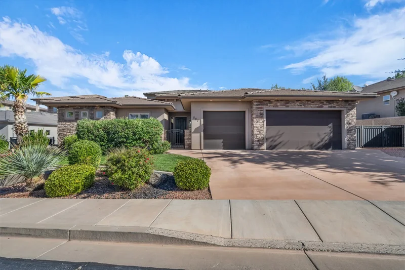 Updated 4 Bedroom Retreat W/Modern Upgrades & Peace Of Mind In A Gated Community