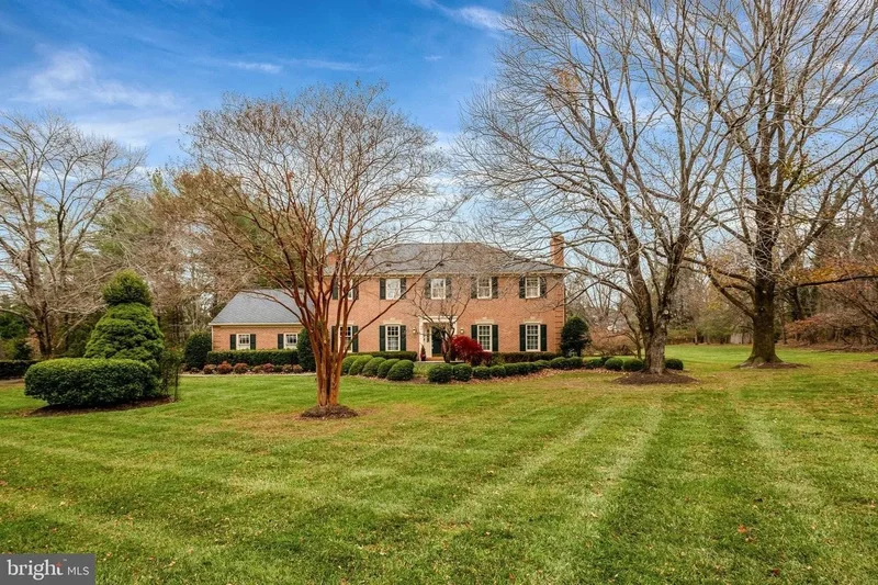10100 WALKER LAKE DR, GREAT FALLS, VA, 22066, USA, Great Falls, Virginia, United States. - Photo 74