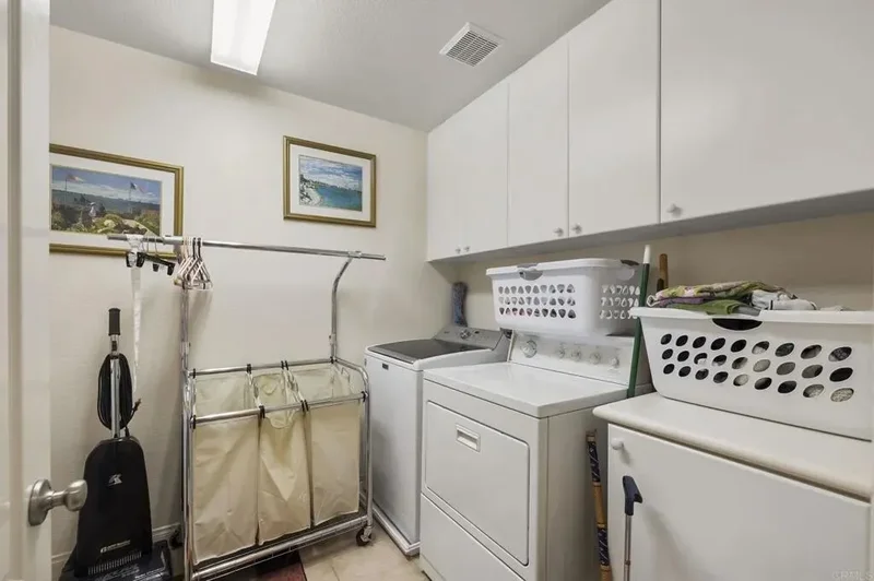 10353 Pinion, Escondido, California, United States. - Photo 21