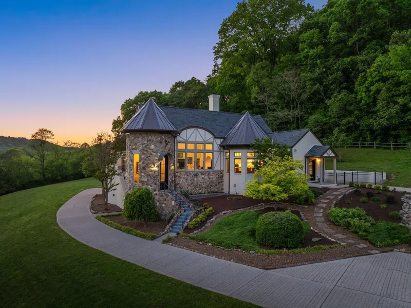 1026 Holly Tree Gap Rd, Nashville, Tennessee, United States. - Photo 32