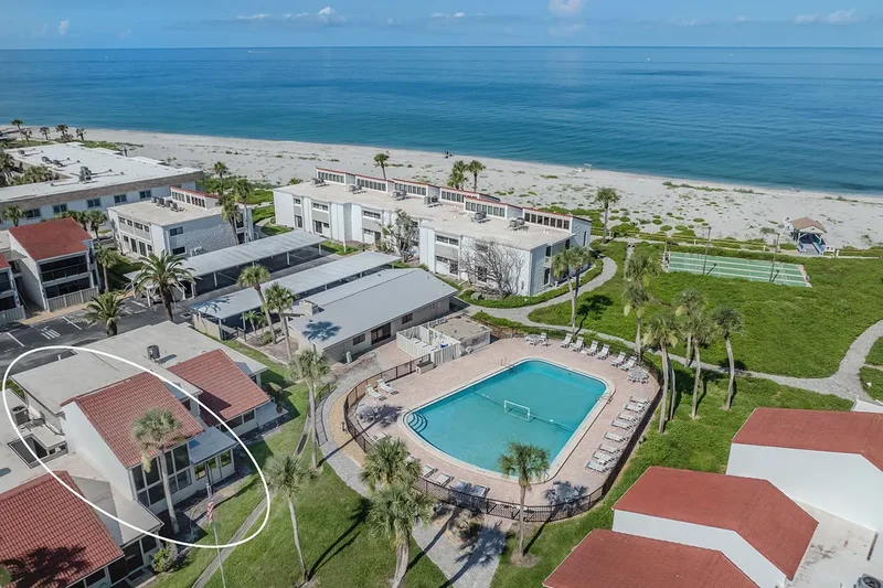 500 Park Boulevard S , 103, Venice, FL 34285, Venice, Florida, United States. - Photo 3